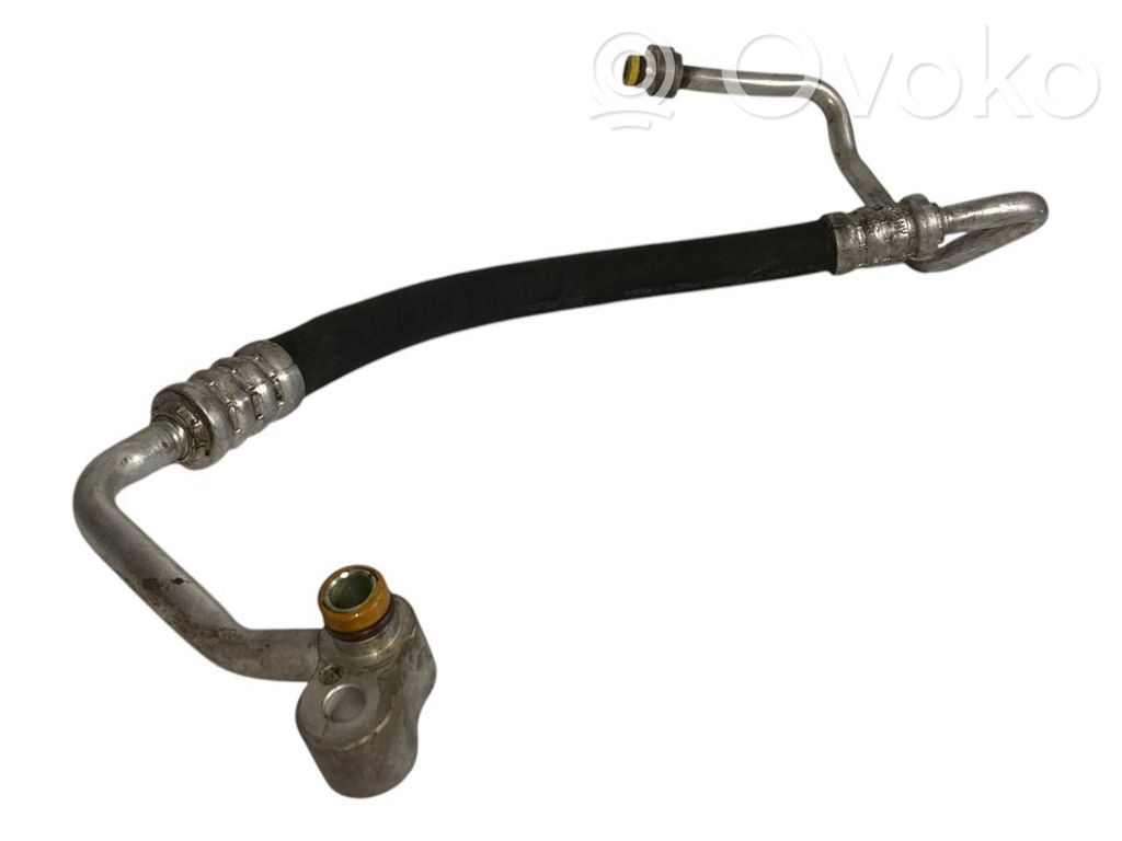Air conditioner pipe(s) / hose(s)