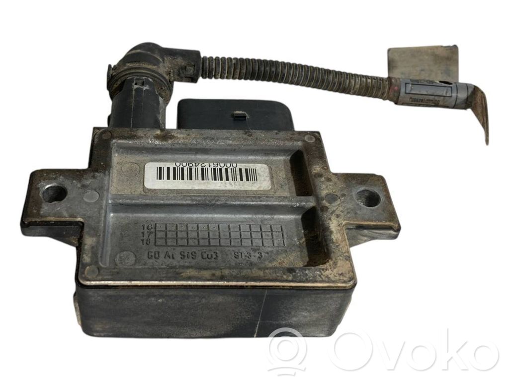 Glow plug relay