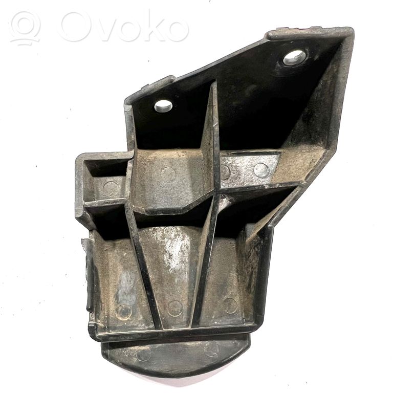 Кронштейн крепления заднего бампера