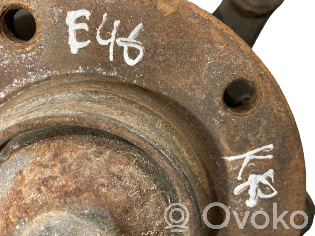 Priekšējā riteņa rumbas vārpstas šarnīrs (stupica, capfa)