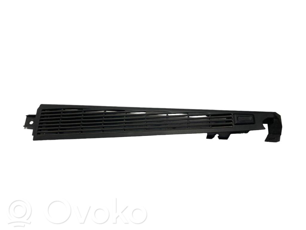 Curtain holder