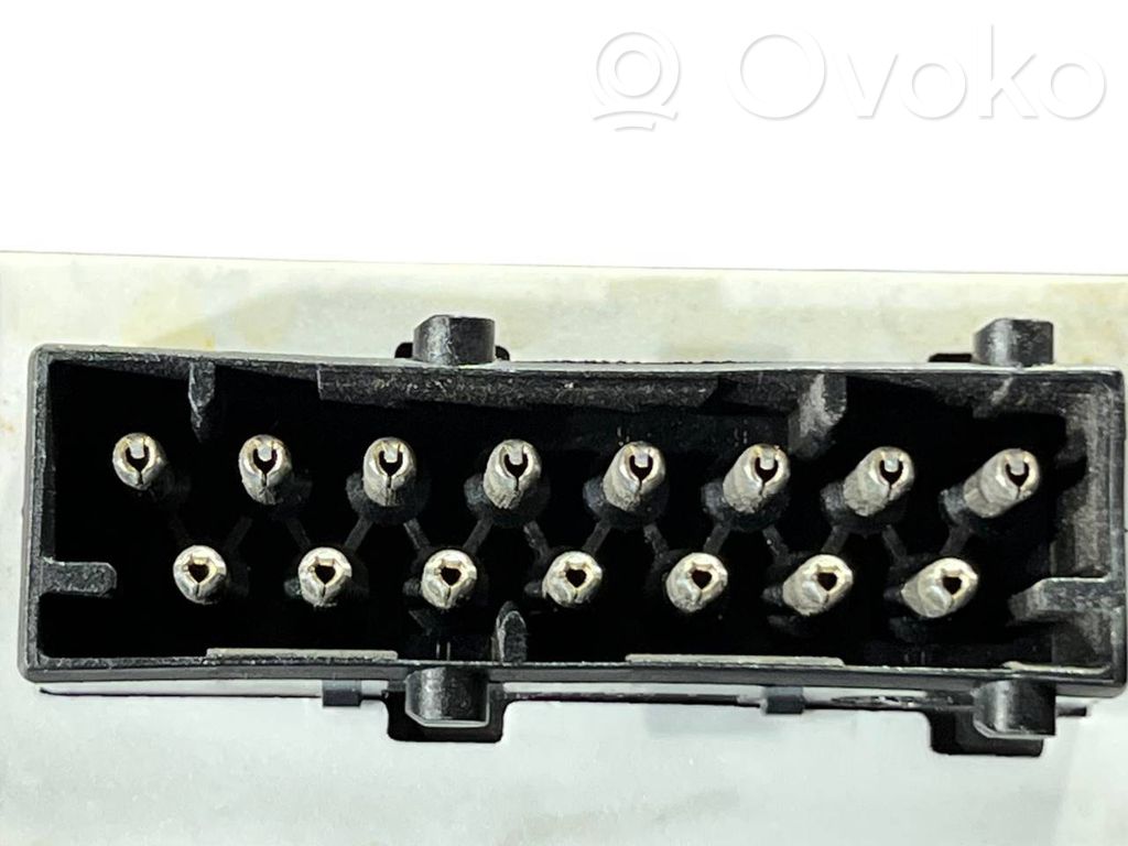 Trailer hitch control unit