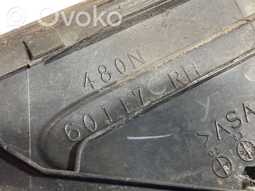 Spoguļa plastmasas dekoratīvā apdare