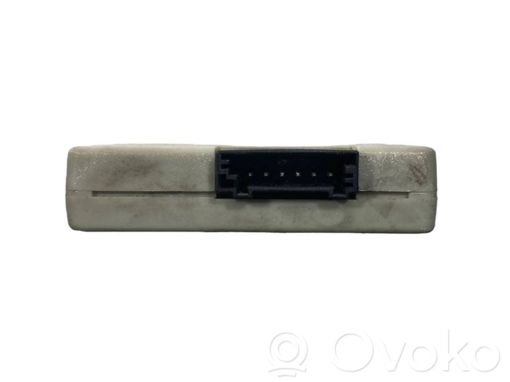 Antenna amplifier