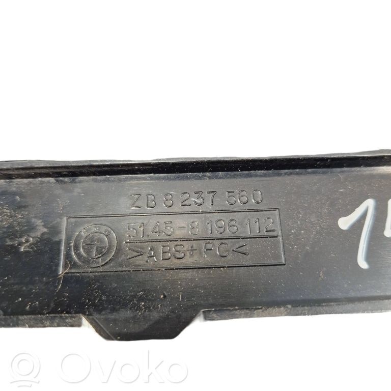 Cita veida salona detaļa