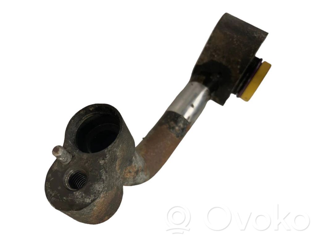 Air conditioner pipe(s) / hose(s)