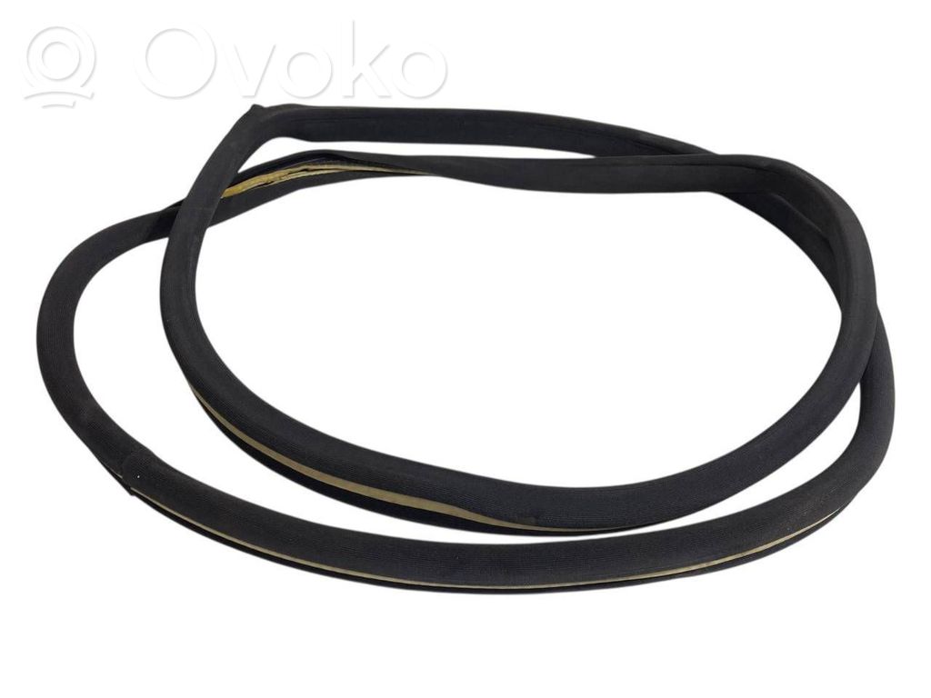 Aizmugurē apdares gumija (virsbūvē)