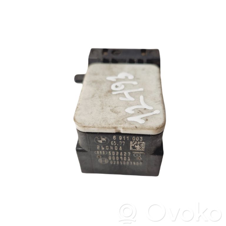 Airbag impact sensor