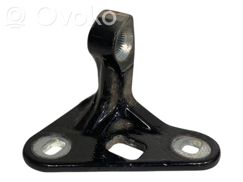 Front upper hinge
