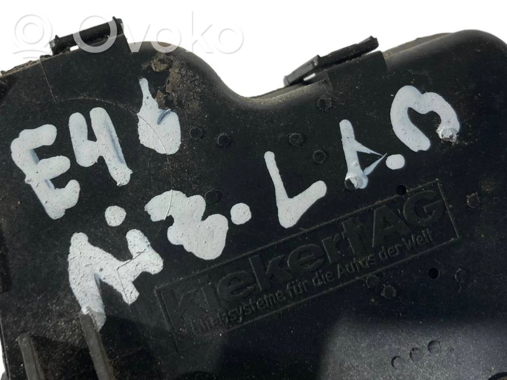 Aizmugurē slēdzene