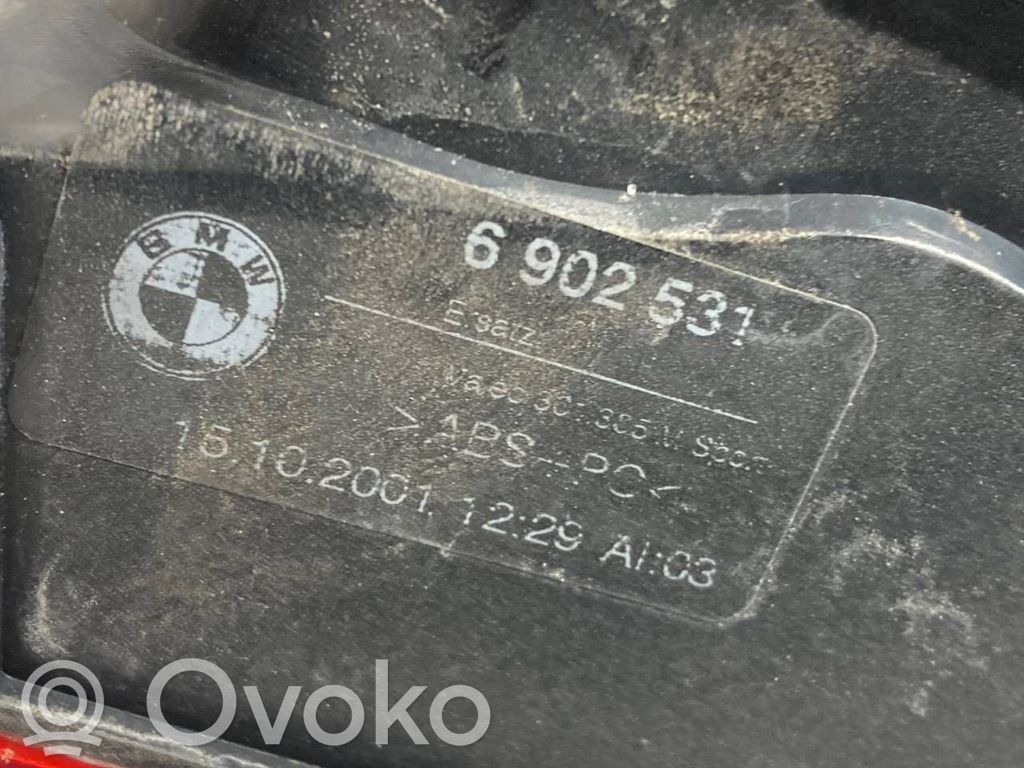 Aizmugurējais lukturis virsbūvē