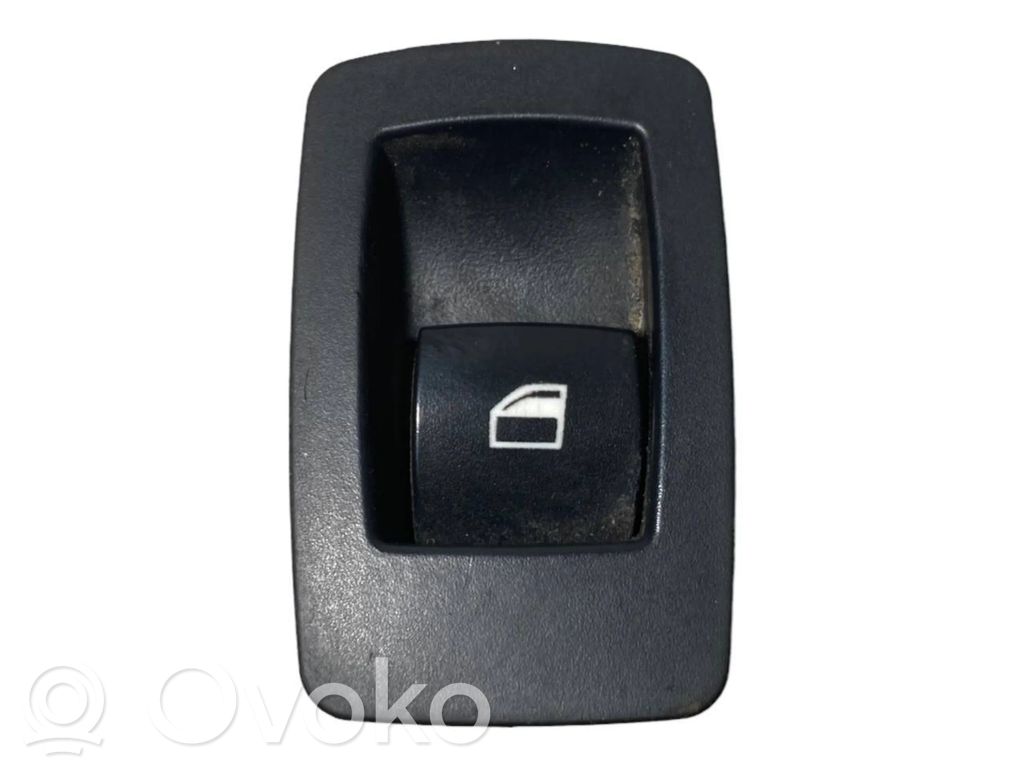 Power window switch