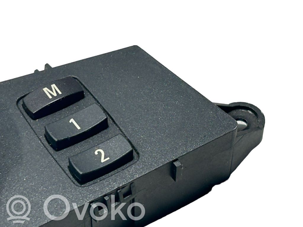 Seat adjustment switch(es)