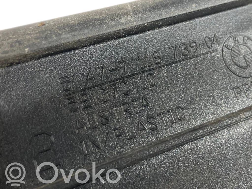 Cita veida bagāžnieka dekoratīvās apdares detaļa