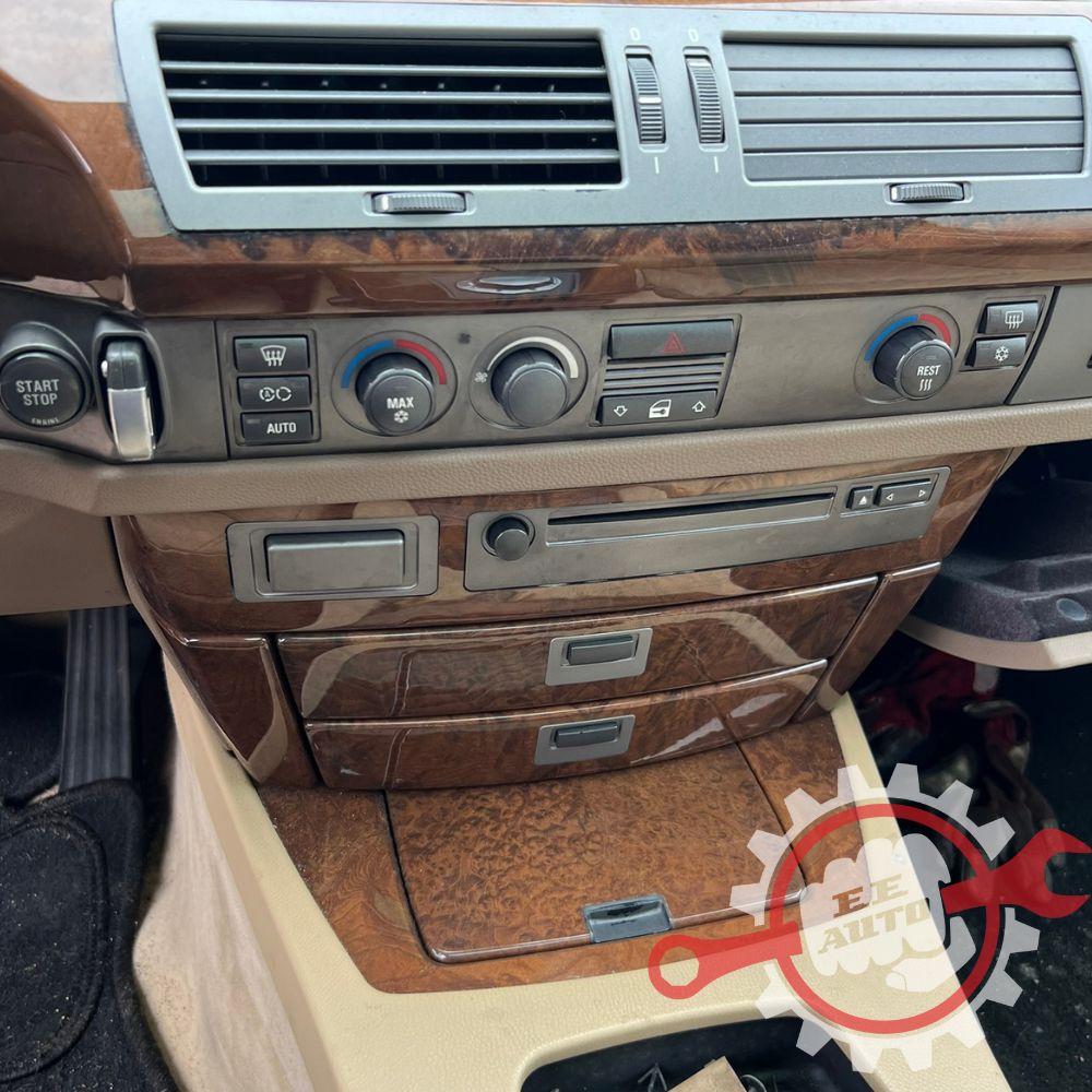 BMW E65 745 2002.G.