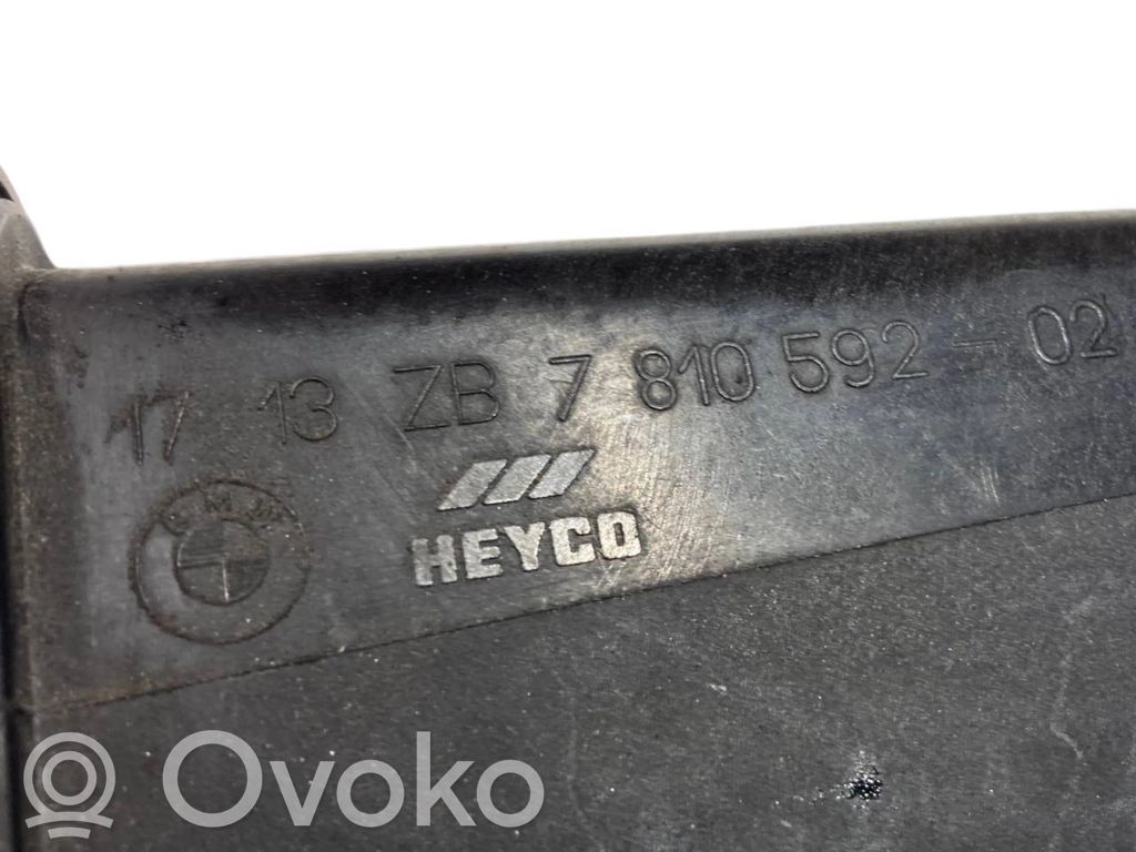 Coolant expansion tank