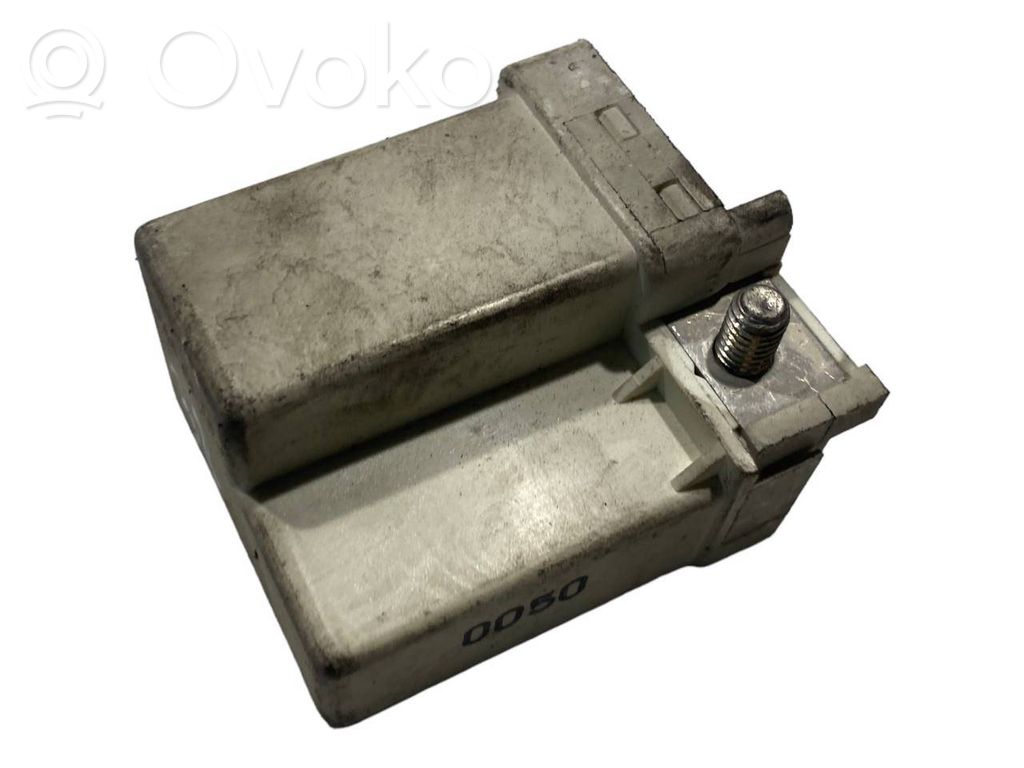 Glow plug relay
