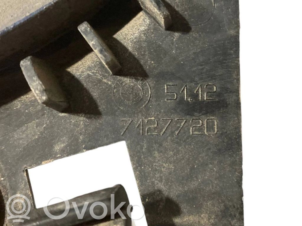 Aizmugurējā bufera montāžas kronšteins