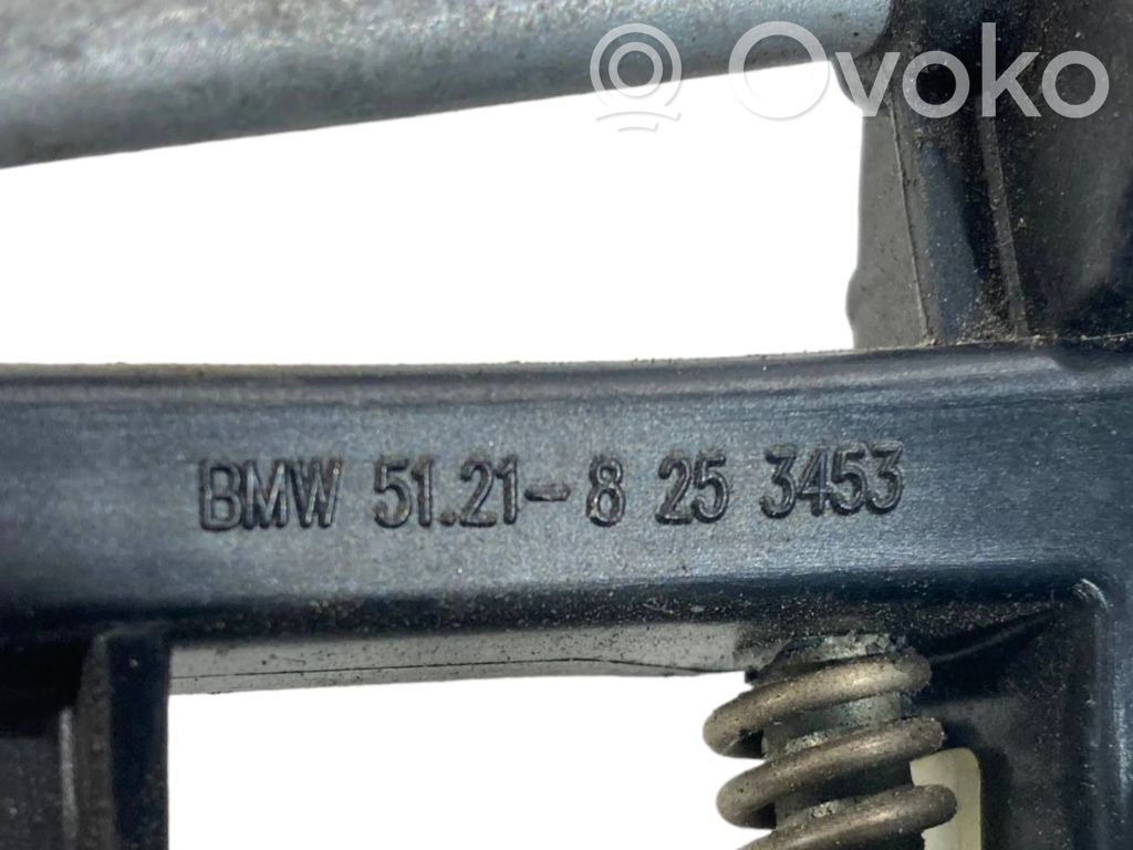 Holder/bracket for external opening handle at the front