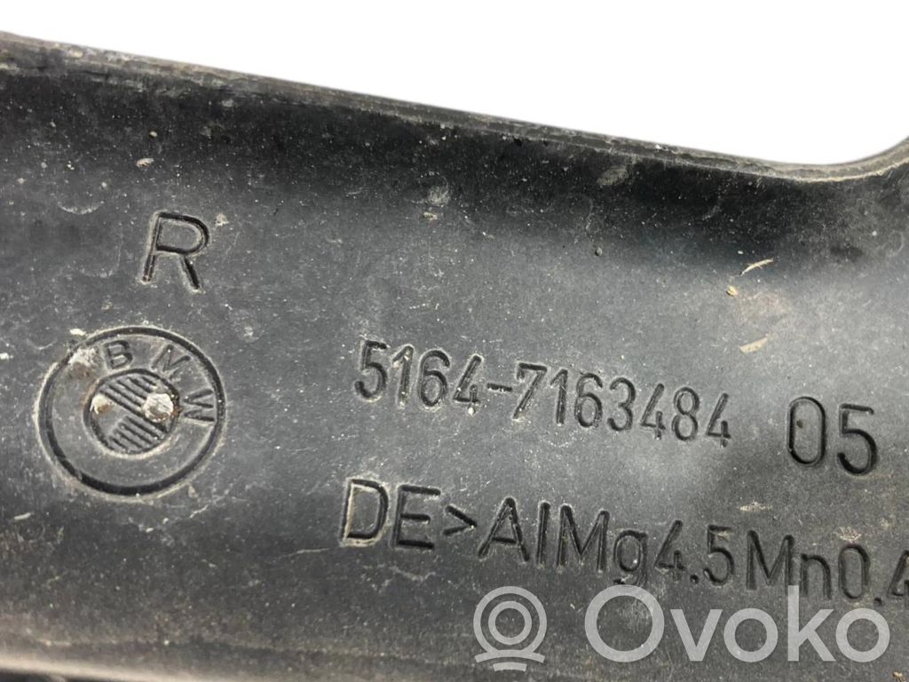 Radiatoru paneļa turētājs (televizora)