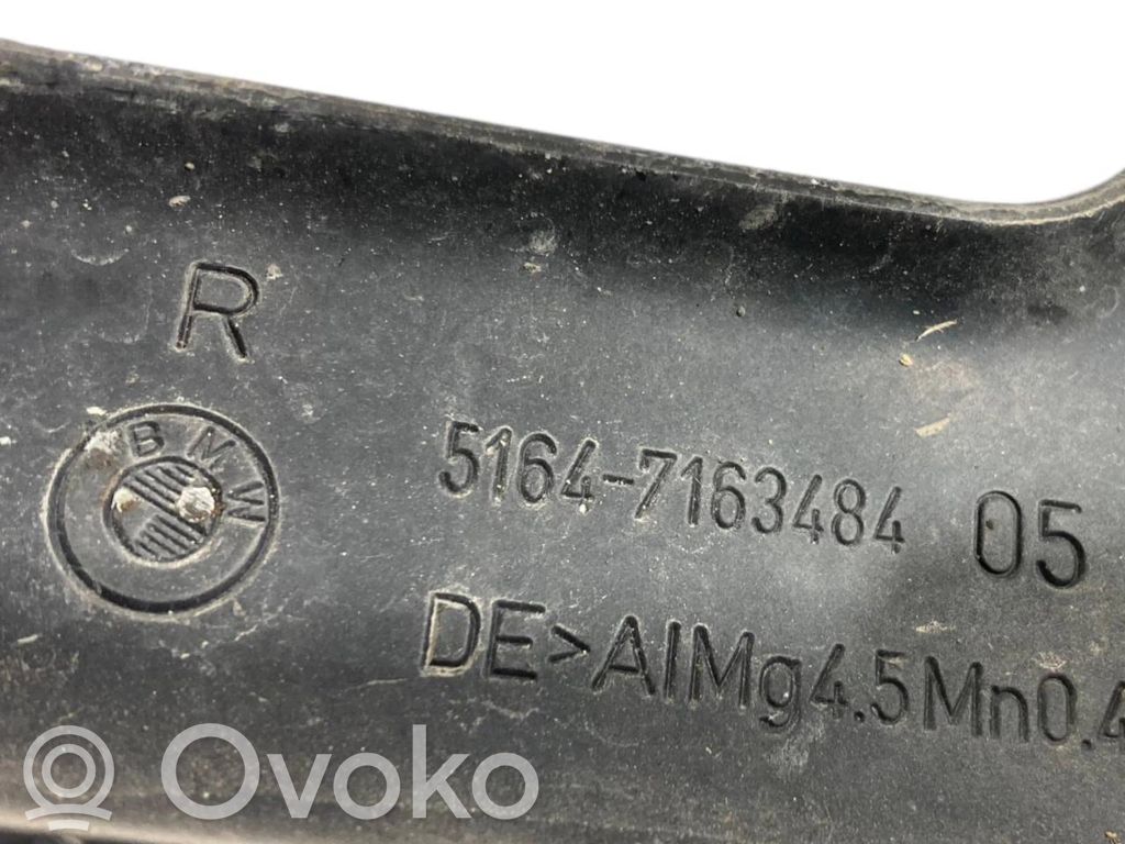 Radiatoru paneļa turētājs (televizora)