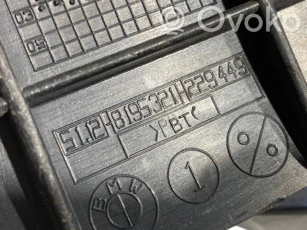 Aizmugurējā bufera montāžas kronšteins