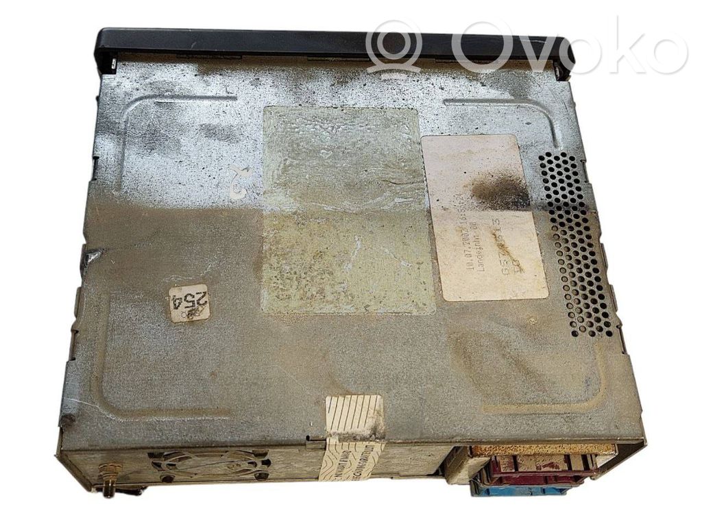 Navigation (GPS) system CD/DVD reader