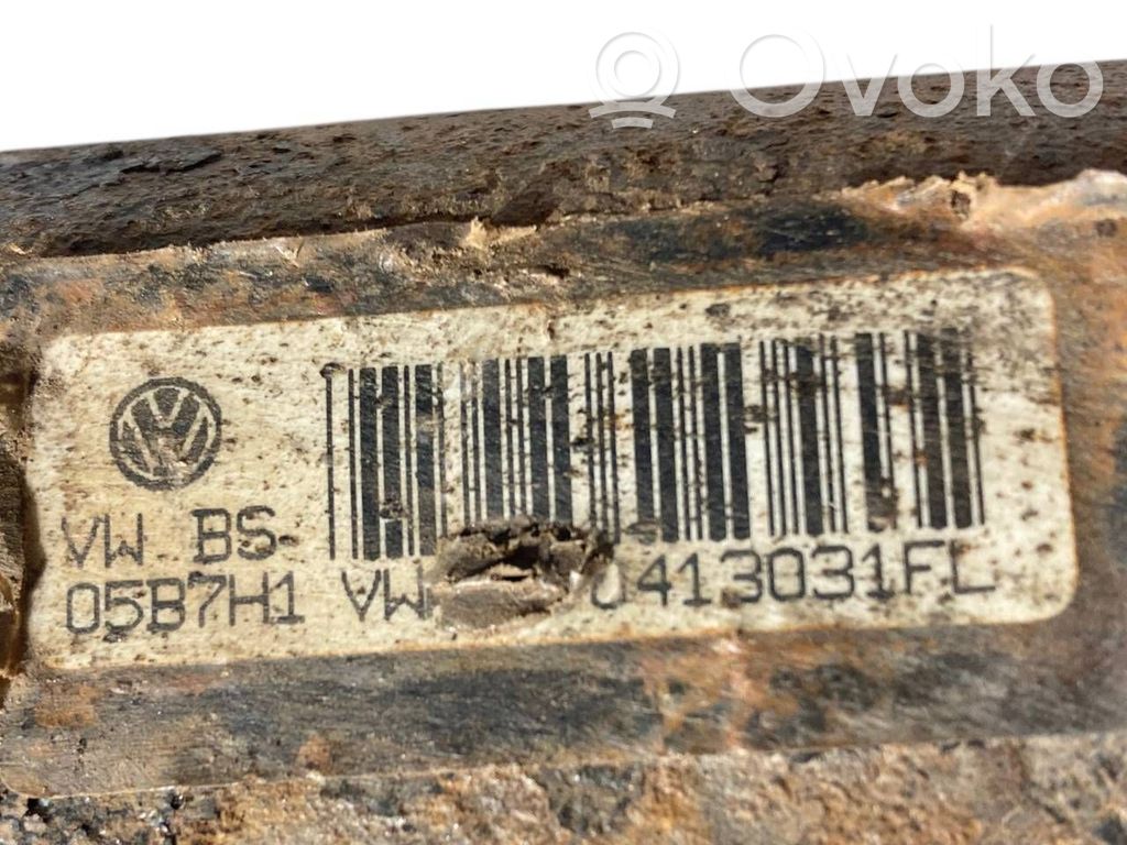 Priekšpusē amortizators ar atsperi