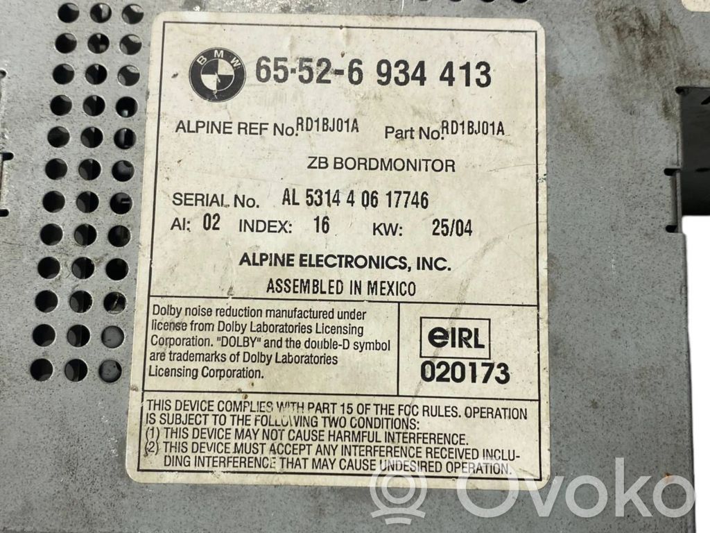 Radio / CD/DVD atskaņotājs / navigācija