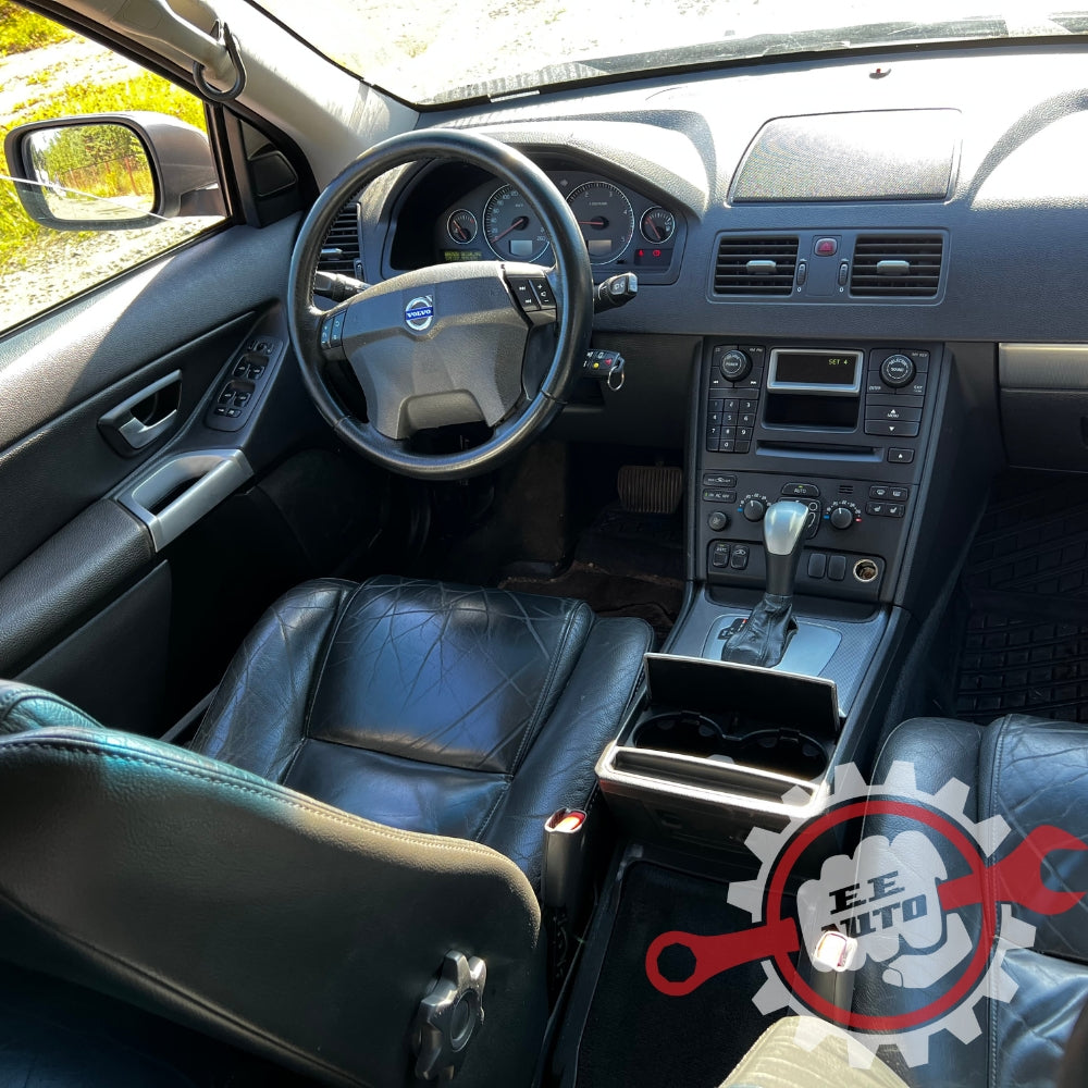 Volvo XC90 2004 rezerves daļas