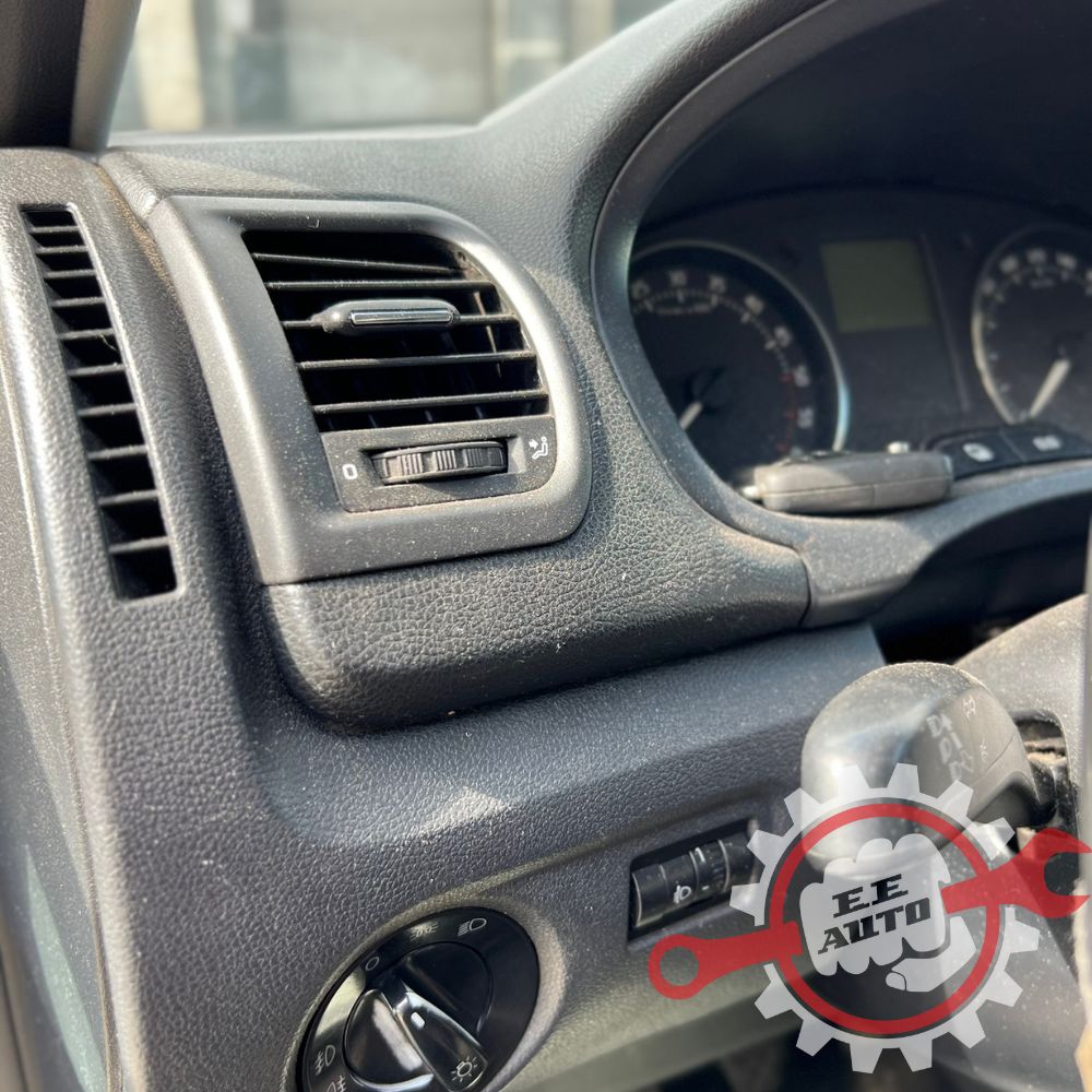 Skoda Fabia 2012 запасные части