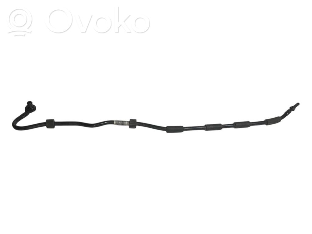 Caurulīte (-es) / šļūtene (-es)
