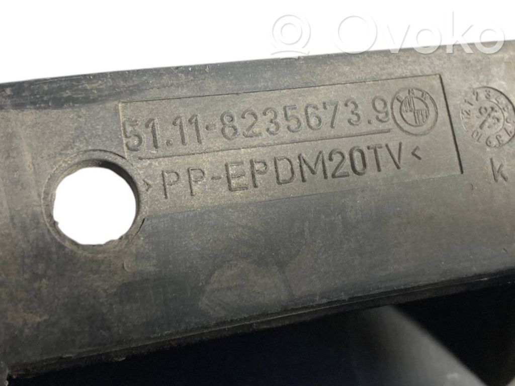 Lower grille (three-piece)