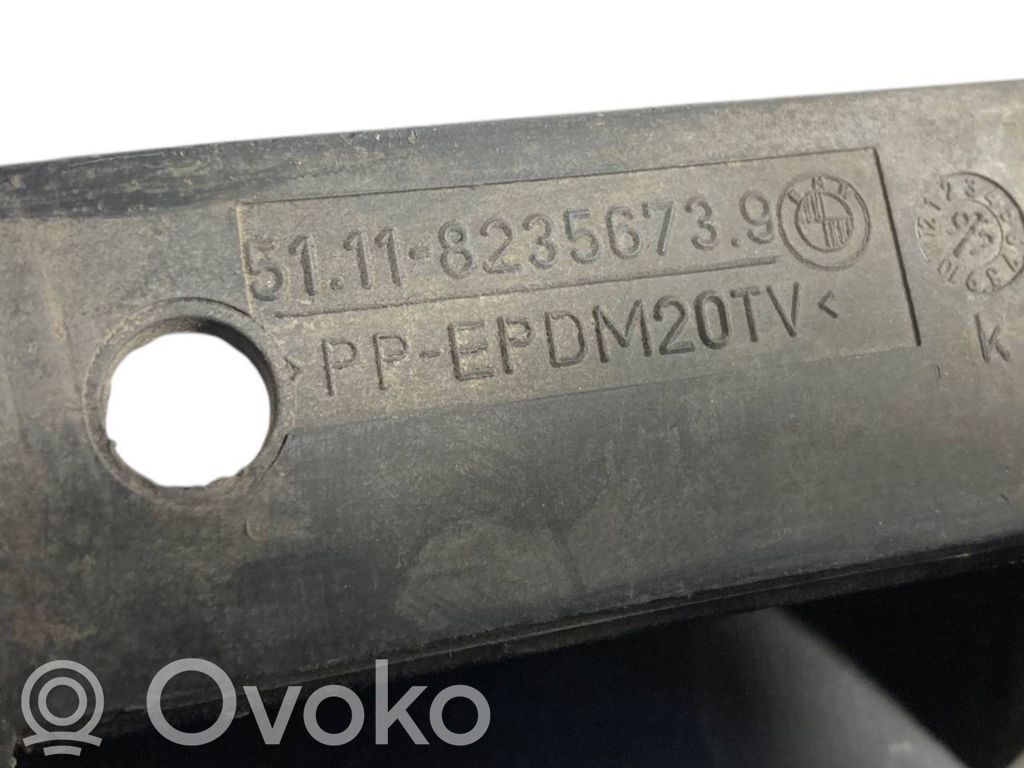 Apakšējais režģis (trīsdaļīgs)