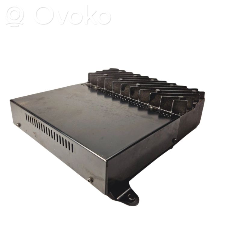 Sound amplifier