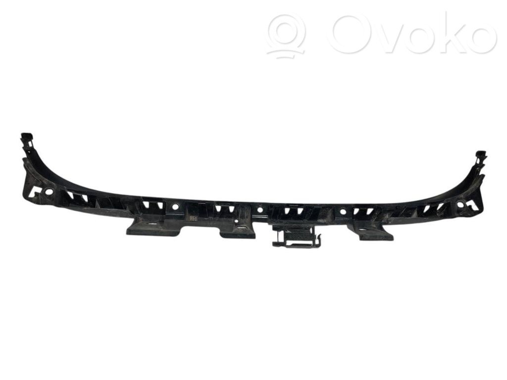 Rear bumper mounting bracket