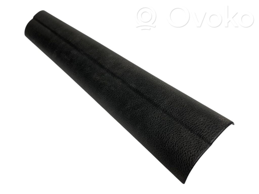 Front sill trim (inner)