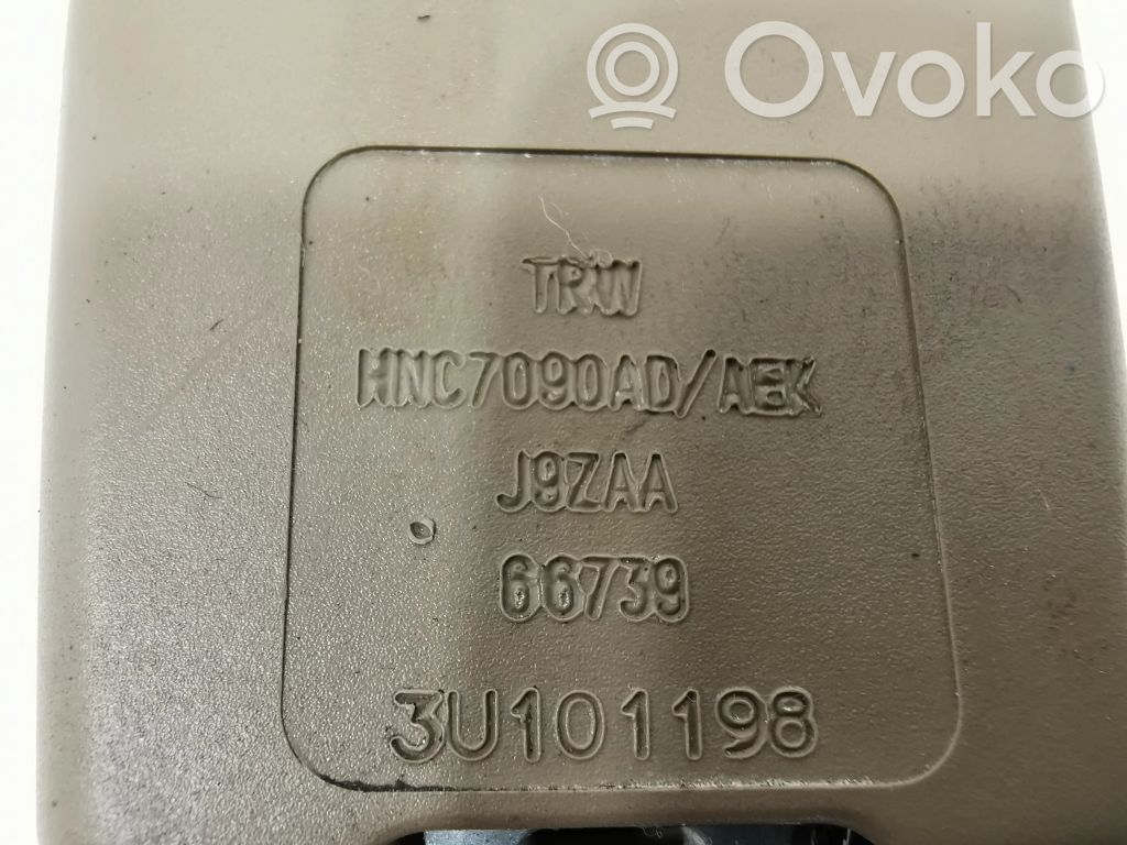 Aizmugurējās jostas sprādze