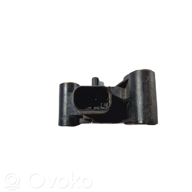 Airbag impact sensor