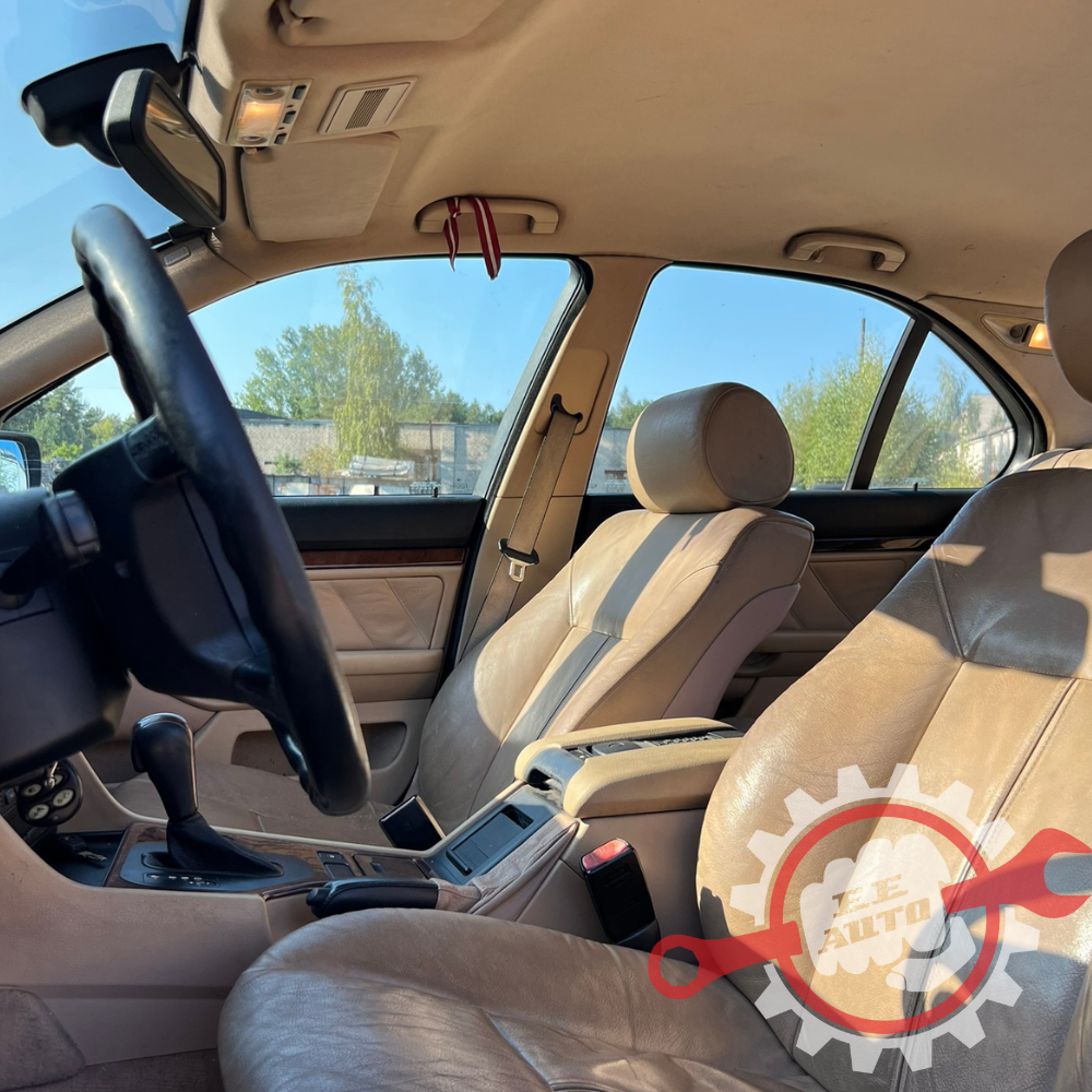 BMW 525i 2001.G.