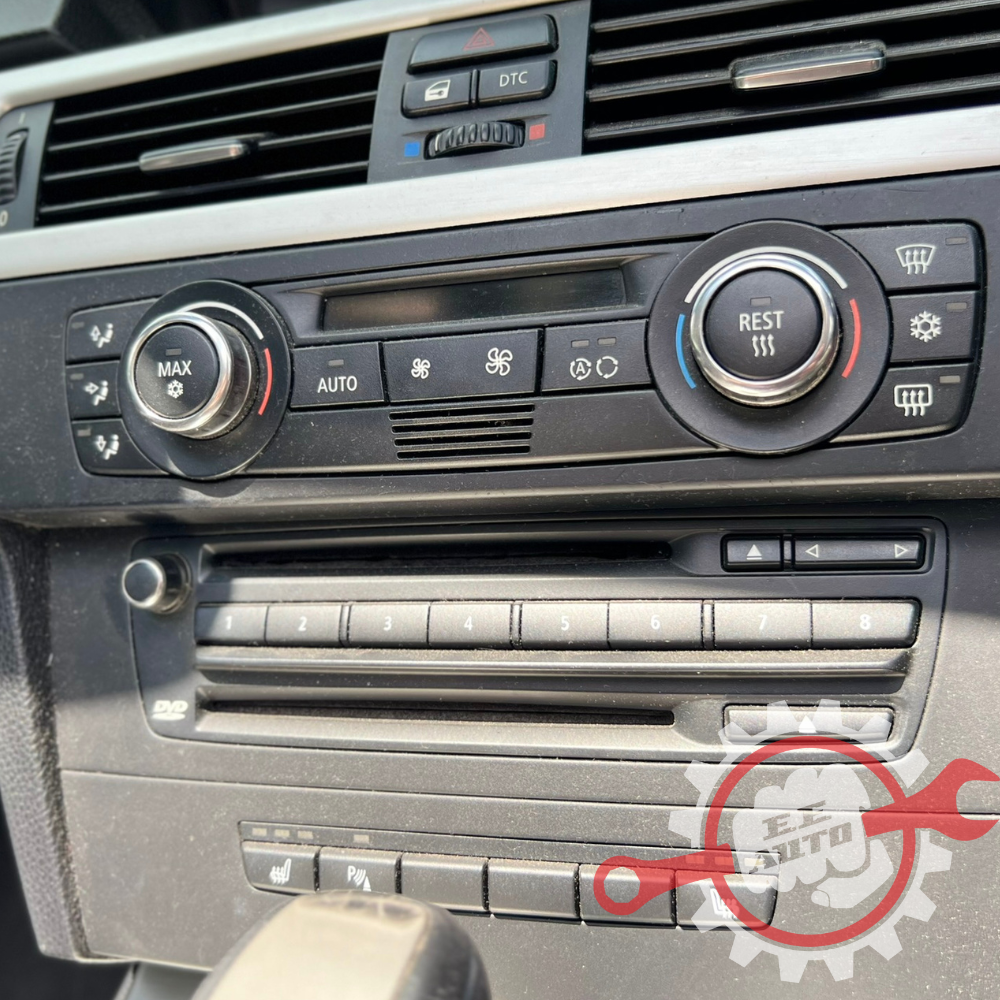 BMW 320 2008.G. E93
