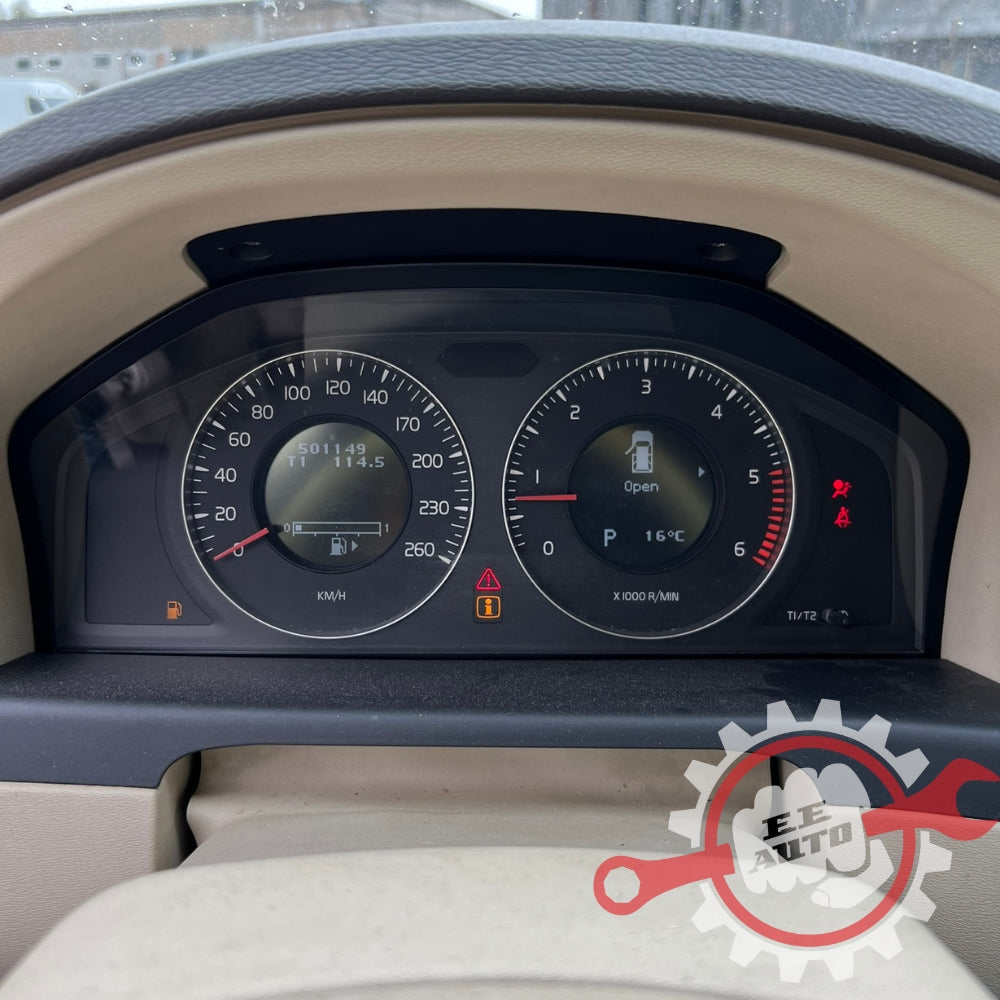 VOLVO XC70 2008.g. rezerves daļas