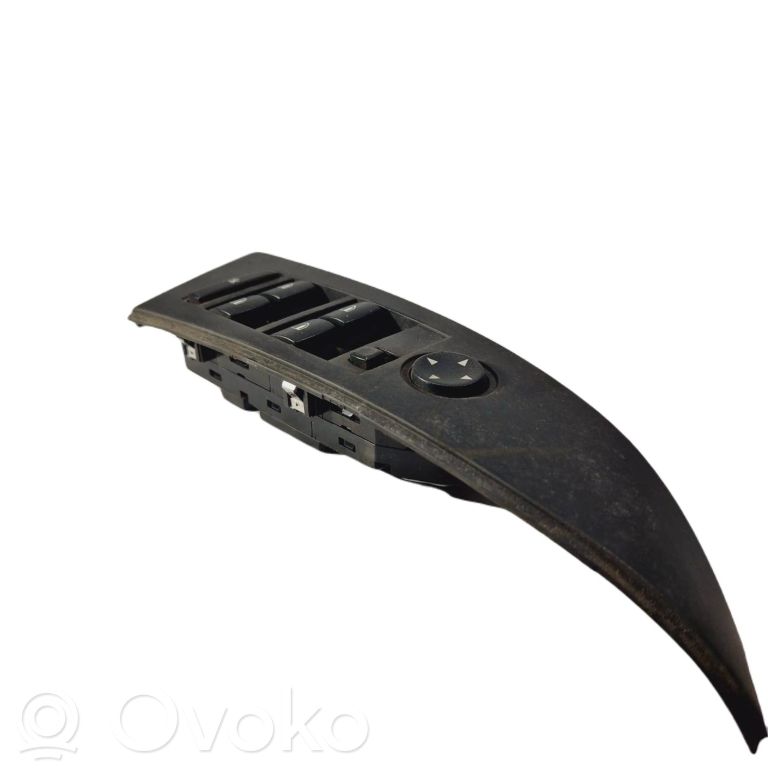 Power window switch