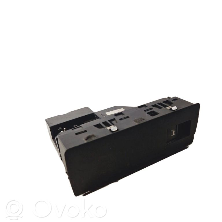 Power window switch