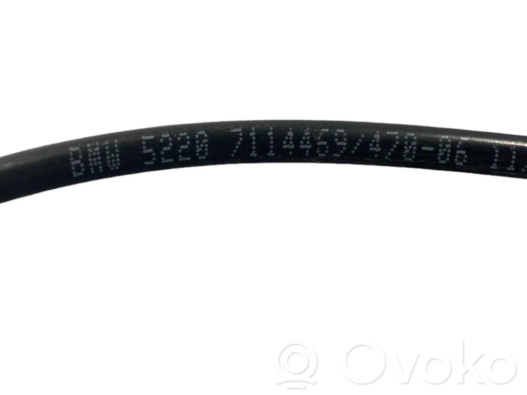 Handle for folding the seat backrest