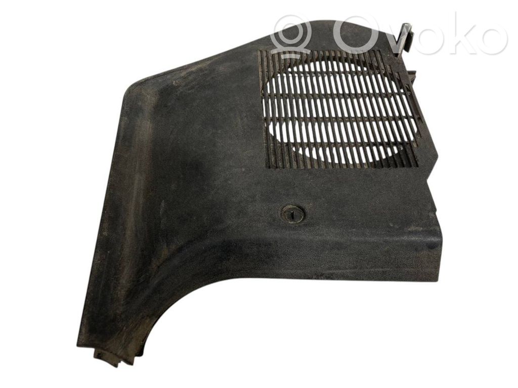 Side speaker trim