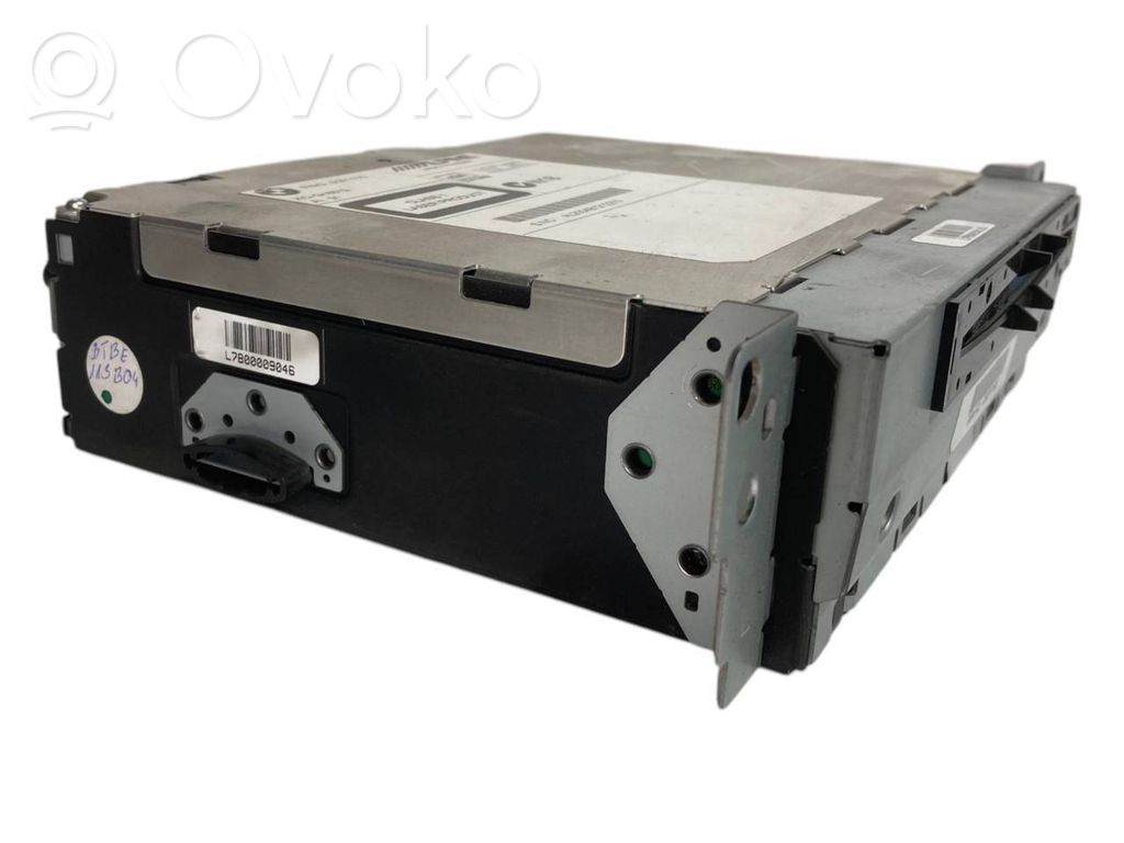 Radio / CD/DVD player / navigation