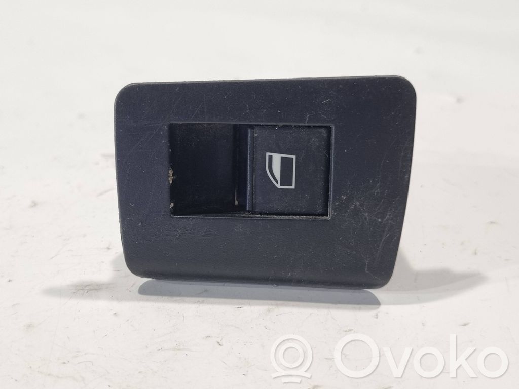 Power window switch