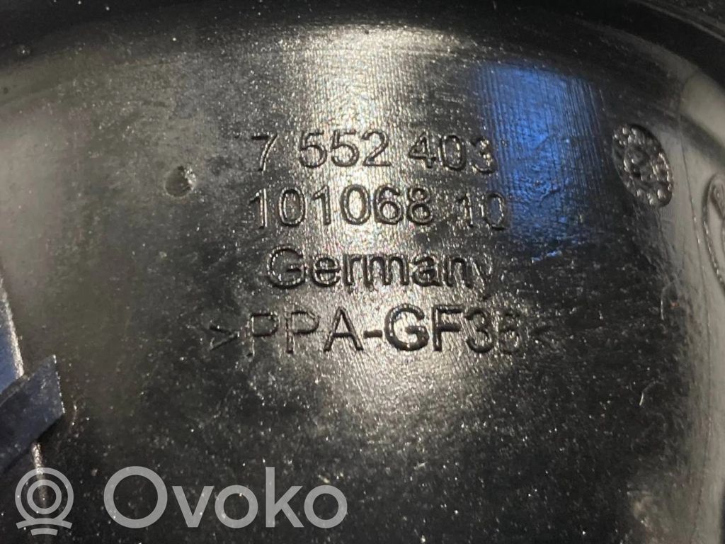 Thermostat / thermostat housing