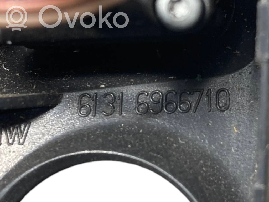 Steering wheel height control switch